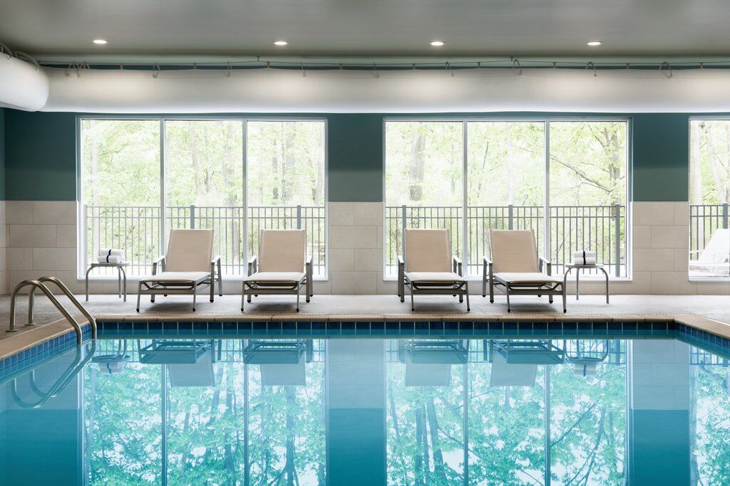 Holiday Inn Express Williamsburg By Ihg Exterior foto